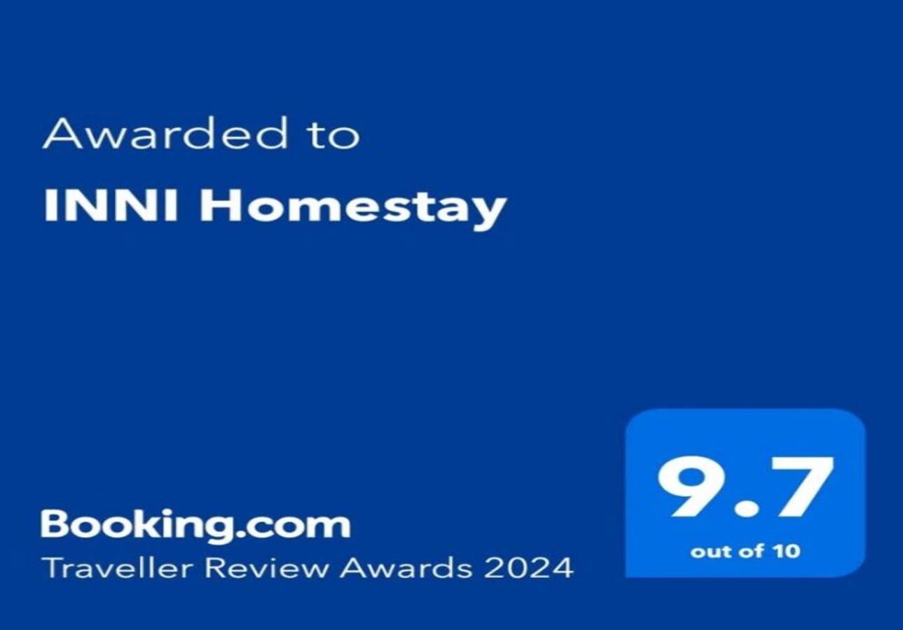 Inni Homestay Malang Exterior photo